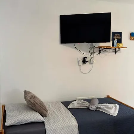 Apartma Saaan Apartment Sempas